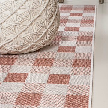 Darcy Traditional Geometric Bold Gingham Area Rug